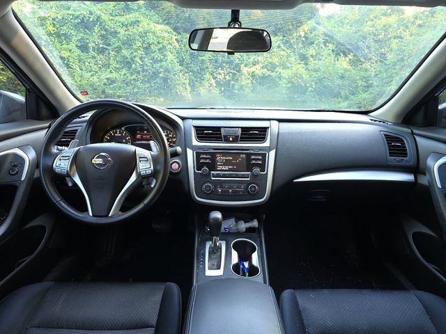 Used 2016 Nissan Altima 2.5 SR FWD image 14