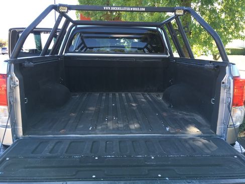 Used 2010 Toyota Tundra Limited AWD/4WD image 36