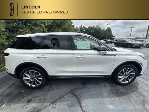 Certified 2024 Lincoln Corsair FWD w/ Equipment Group 101A image 11