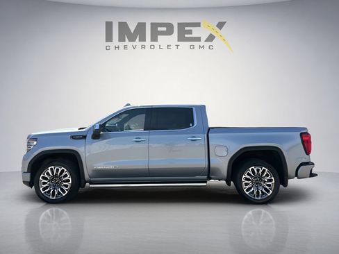 Used 2025 GMC Sierra 1500 Denali Ultimate AWD/4WD image 2