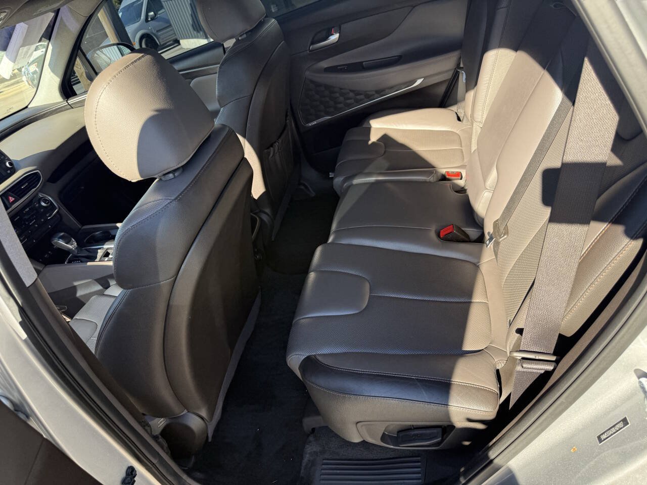 Used 2020 Hyundai Santa Fe SEL w/ Convenience + Premium Package FWD image 20