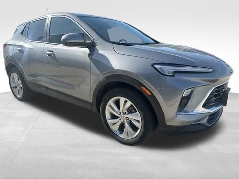 Used 2024 Buick Encore GX Preferred FWD image 8