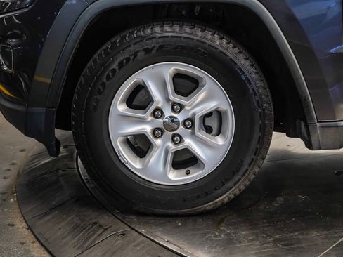 Used 2015 Jeep Grand Cherokee Laredo w/ Quick Order Package 23E image 9