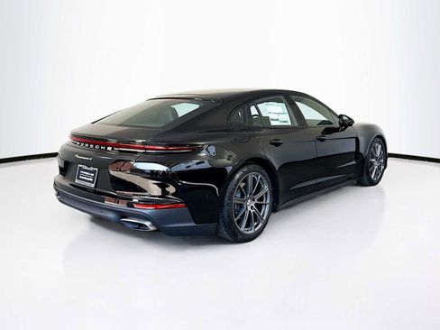 New 2025 Porsche Panamera 4 image 9