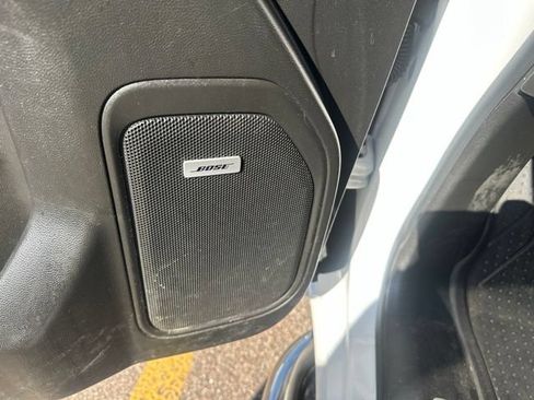 Used 2019 Chevrolet Silverado 1500 LTZ w/ LTZ Premium Package AWD/4WD image 17