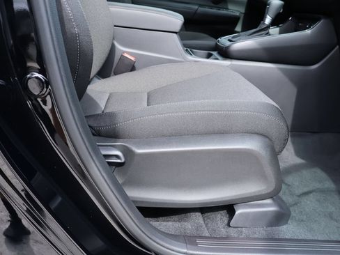 New 2026 Honda CR-V LX image 9