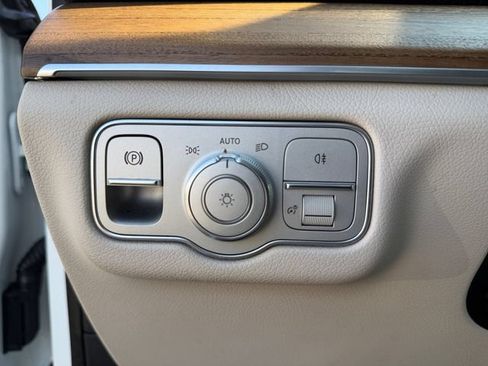 Certified 2024 Mercedes-Benz GLE 450 4MATIC image 34