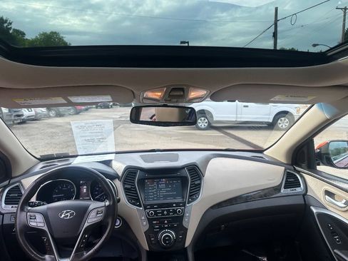 Used 2017 Hyundai Santa Fe Sport w/ 2.4L Tech Package 04 AWD/4WD image 13