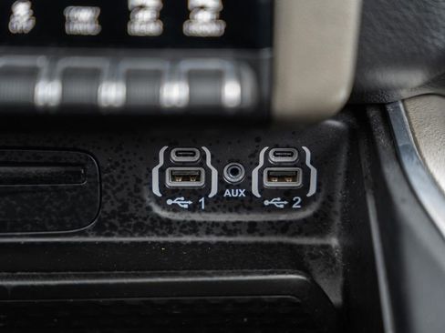 Used 2019 RAM 1500 Laramie image 35