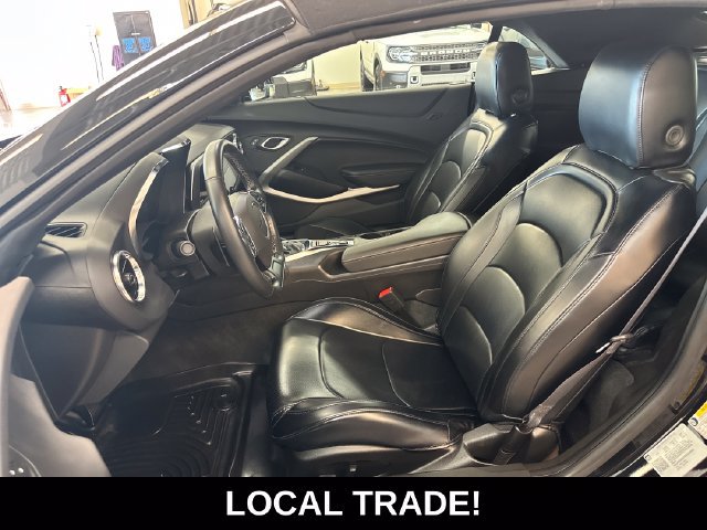 Used 2024 Chevrolet Camaro LT w/ Technology Package RWD image 4