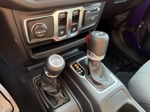 Used 2026 Jeep Wrangler Sport AWD/4WD image 21
