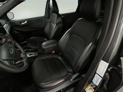 Used 2023 Ford Escape ST-Line Elite AWD/4WD image 9
