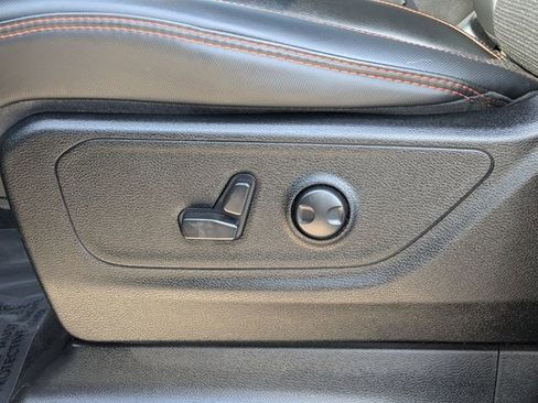 Used 2022 RAM 1500 Big Horn w/ Built-to-serve Edition image 16