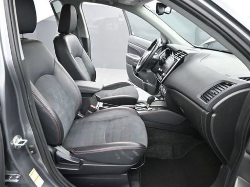 Used 2024 Mitsubishi Outlander Sport SE AWD/4WD image 27