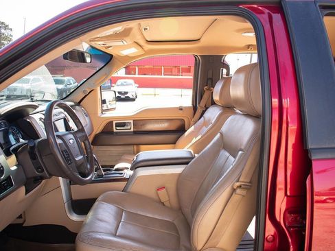 Used 2014 Ford F150 Lariat w/ Equipment Group 502A Luxury image 14