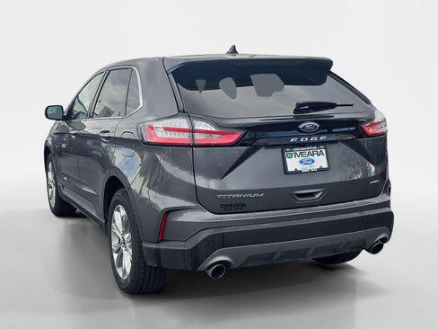 Used 2024 Ford Edge Titanium image 3