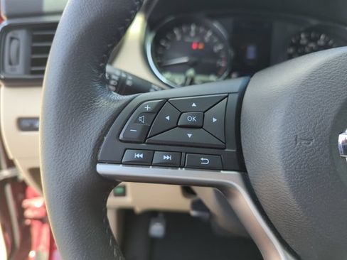 Certified 2019 Nissan Rogue SV FWD image 44