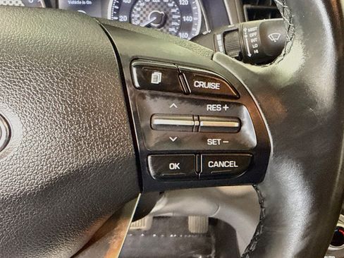 Used 2020 Hyundai Elantra Value Edition FWD image 15