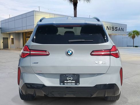 Used 2025 BMW X3 xDrive30i w/ Premium Package AWD/4WD image 5