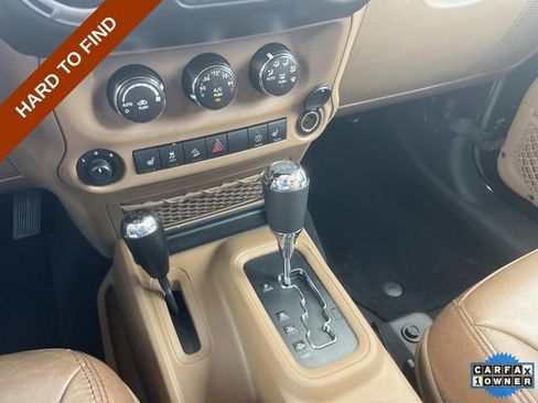 Certified 2017 Jeep Wrangler Unlimited Sahara w/ Max Tow Package AWD/4WD image 30
