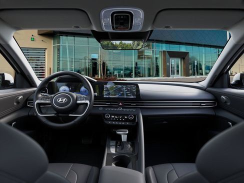 New 2026 Hyundai Elantra Limited image 11