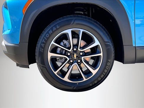 Used 2025 Chevrolet TrailBlazer LT image 34
