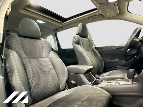 Used 2020 Subaru Forester Premium AWD/4WD image 28