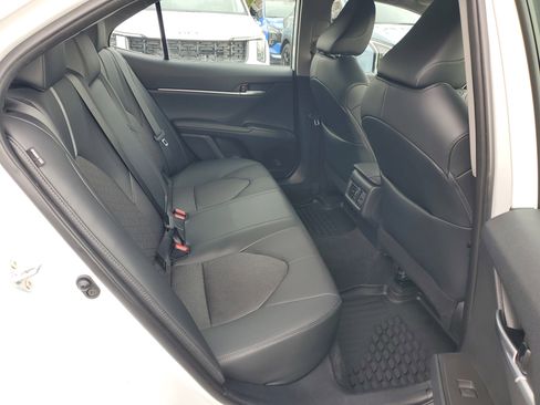 Used 2023 Toyota Camry XSE image 12