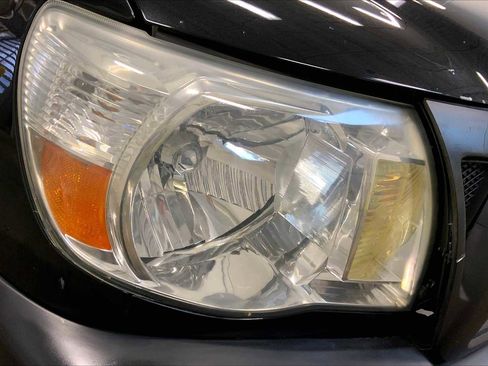 Used 2010 Toyota Tacoma 4x4 Regular Cab image 22