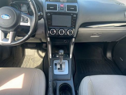 Used 2017 Subaru Forester 2.5i Limited AWD/4WD image 11