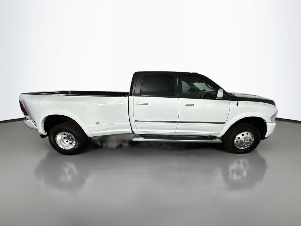 Used 2016 RAM 3500 Laramie w/ Convenience Group AWD/4WD image 8