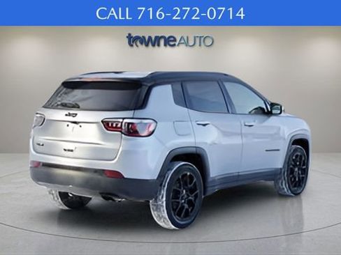 Used 2022 Jeep Compass Altitude image 5