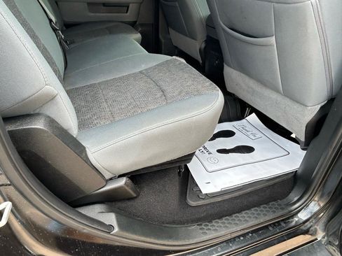 Used 2018 RAM 1500 Big Horn AWD/4WD image 11