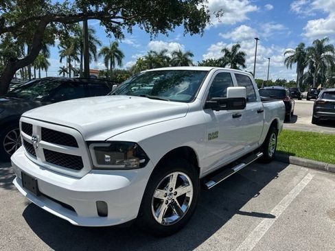 Used 2018 RAM 1500 Express w/ Express Value Package AWD/4WD image 1