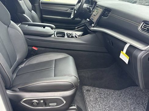 New 2026 Jeep Grand Wagoneer L 4WD image 13