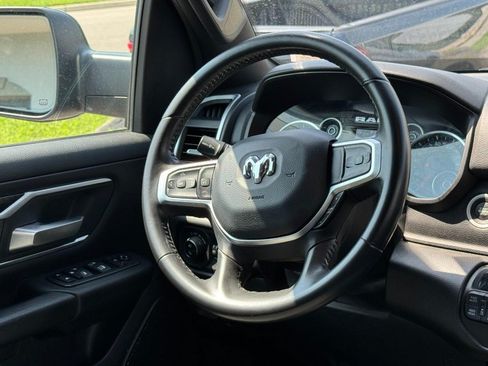 Used 2019 RAM 1500 Big Horn AWD/4WD image 14