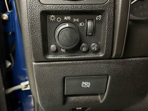 Used 2006 HUMMER H3 image 26