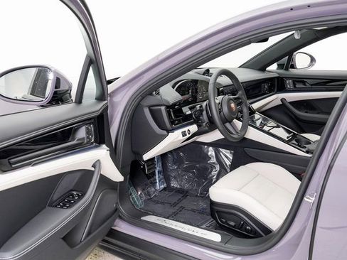 New 2026 Porsche Panamera 4 image 7