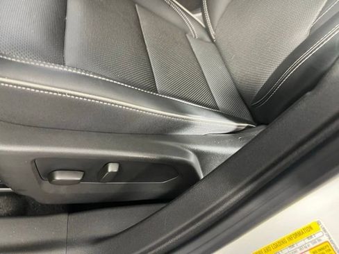 Used 2023 Buick Envision Essence image 20