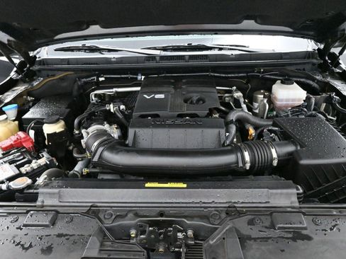 Used 2023 Nissan Frontier SV w/ Midnight Edition Package image 34