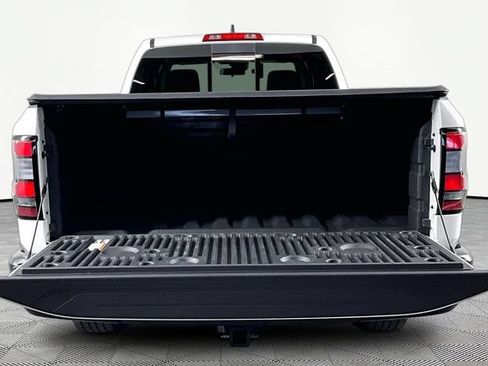 Used 2025 Nissan Frontier S w/ S Utility Package AWD/4WD image 7