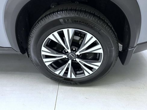Used 2023 Nissan Rogue SV AWD/4WD image 22