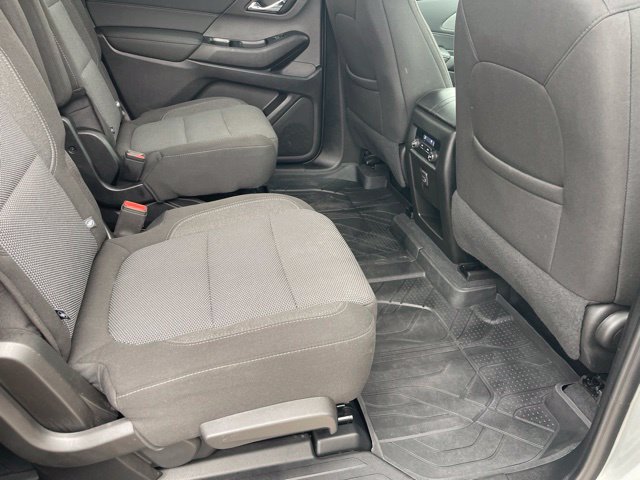 Used 2023 Chevrolet Traverse LT FWD image 35