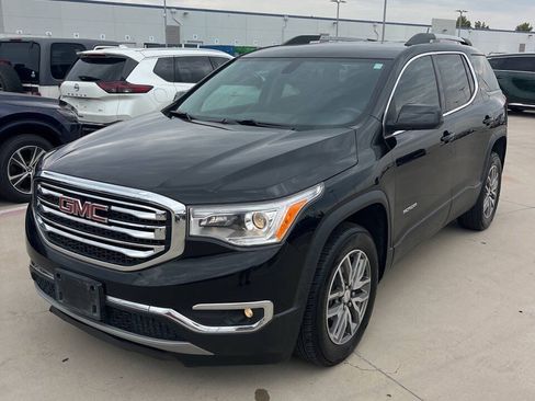 Used 2017 GMC Acadia SLE AWD/4WD image 2