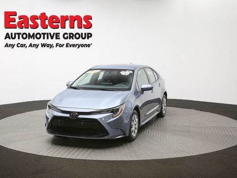 Used 2022 Toyota Corolla LE image 49