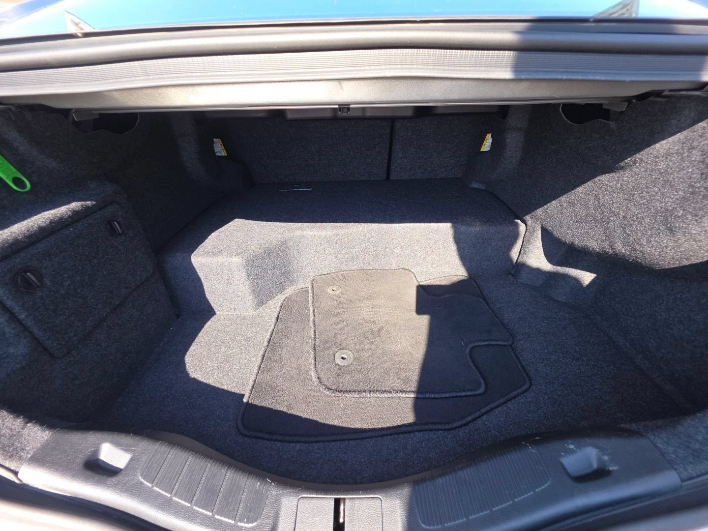 Used 2020 Ford Fusion SE FWD image 29