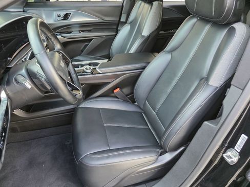Used 2024 Cadillac Lyriq Tech RWD image 16