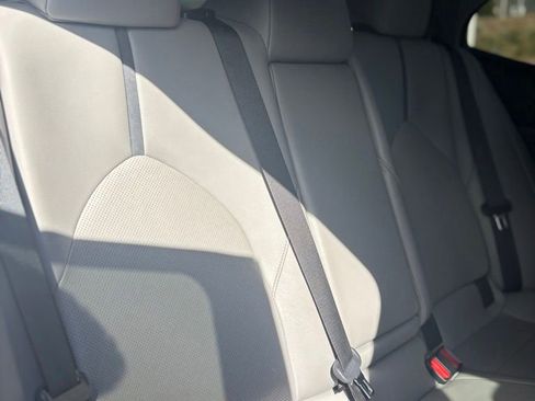 Used 2023 Toyota Camry XLE FWD image 32