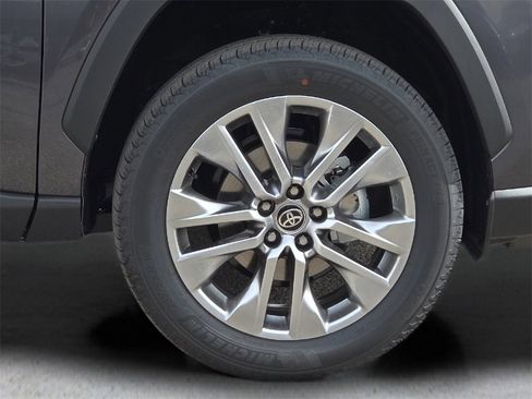 New 2025 Toyota RAV4 XLE Premium image 11