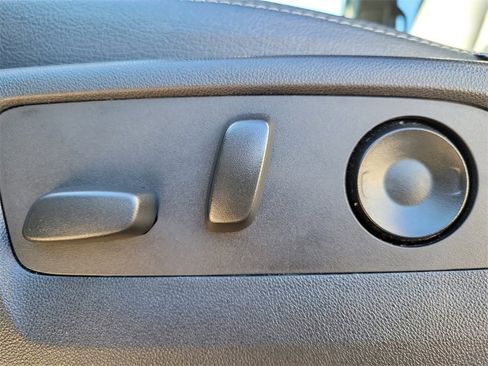 Used 2021 Chevrolet Tahoe LS image 19